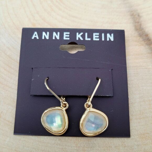Brand New Anne Klein White Stone Gold Tone Earrings - Picture 1 of 7